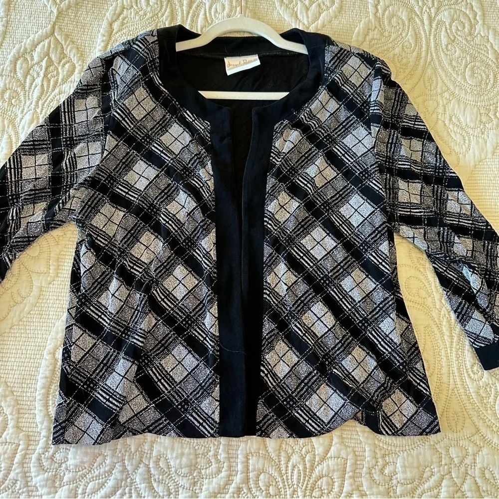 Joseph Ribkoff Couture soft jacket / light cardigan in grey and black pattern - Picture 4 of 9